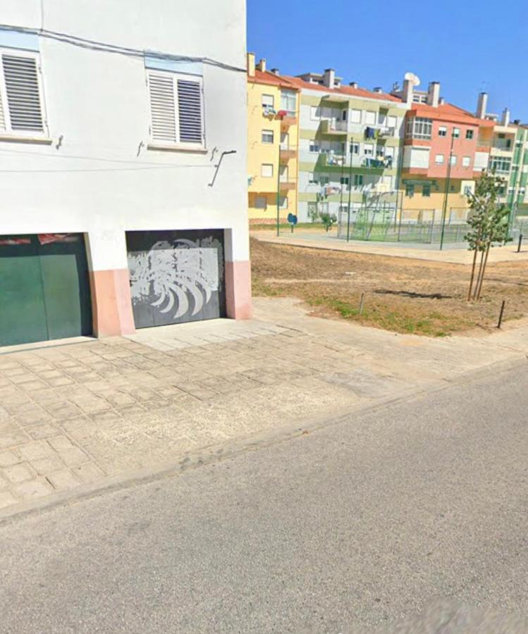 Apartamento Remodelado No Seixal Seixal  Exteriör bild