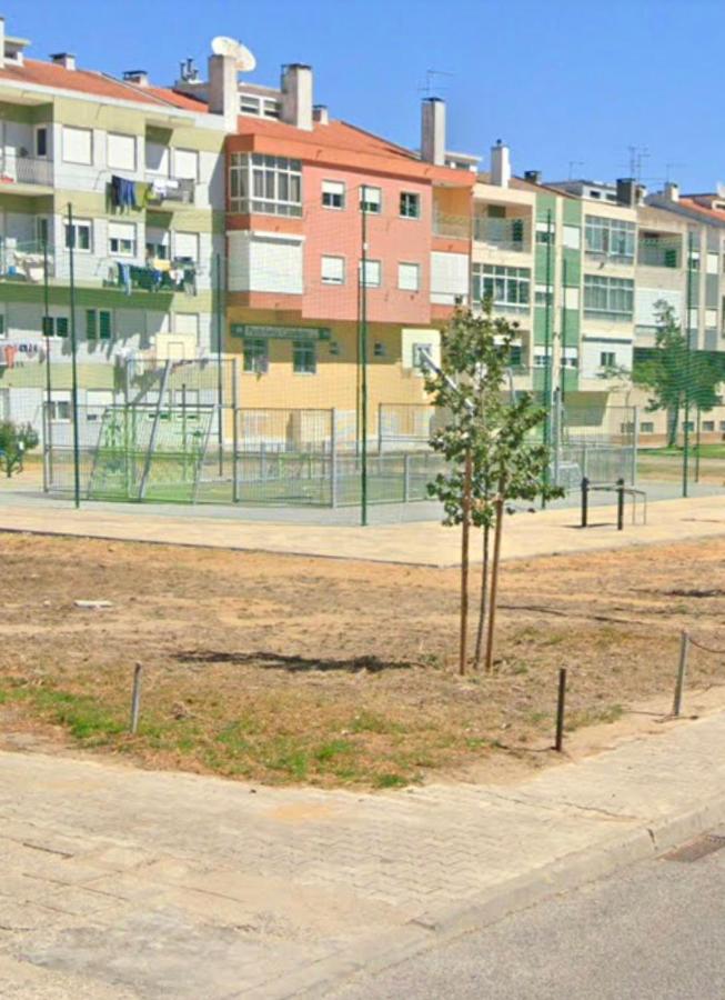 Apartamento Remodelado No Seixal Seixal  Exteriör bild