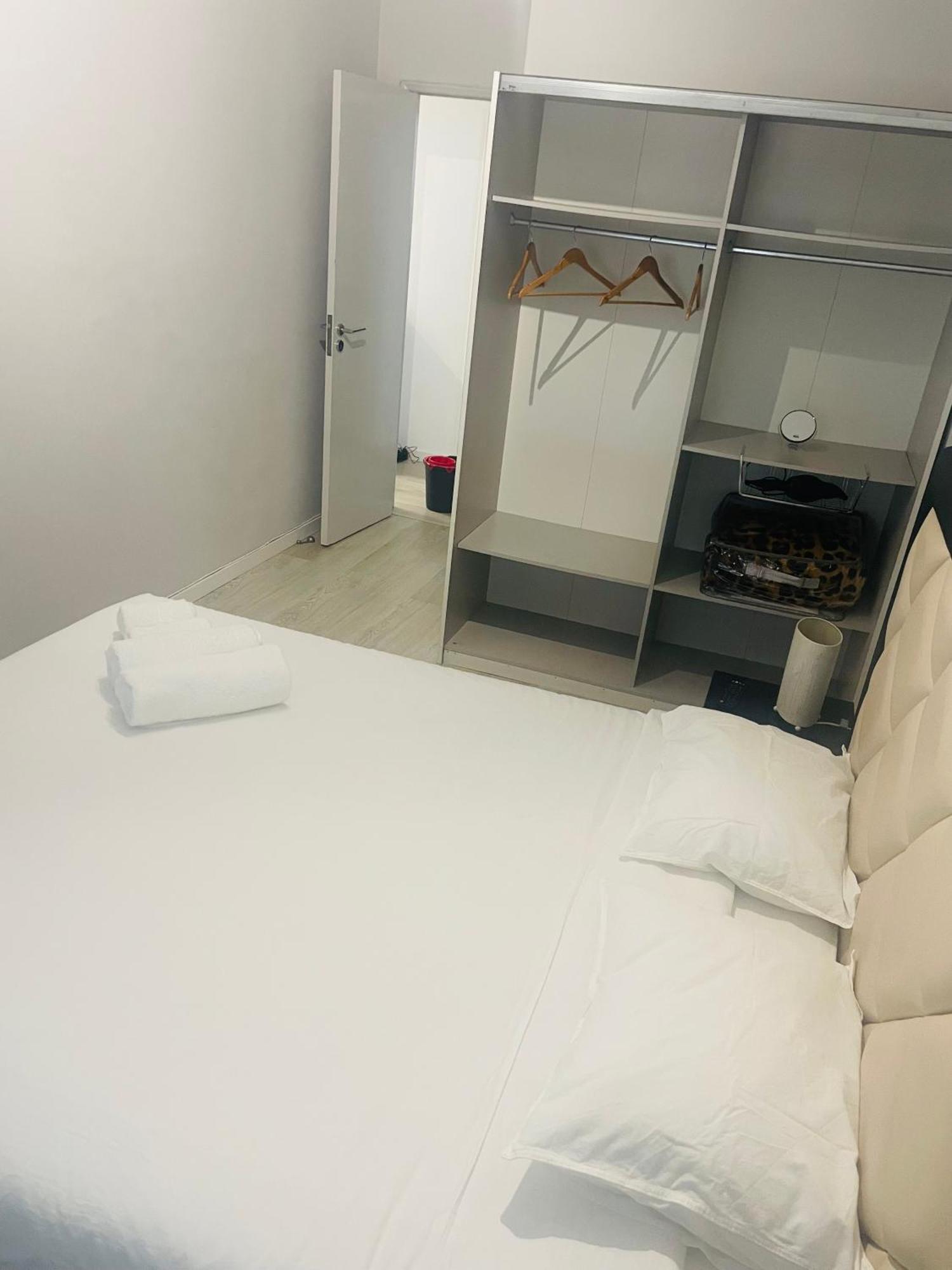 Apartamento Remodelado No Seixal Seixal  Exteriör bild