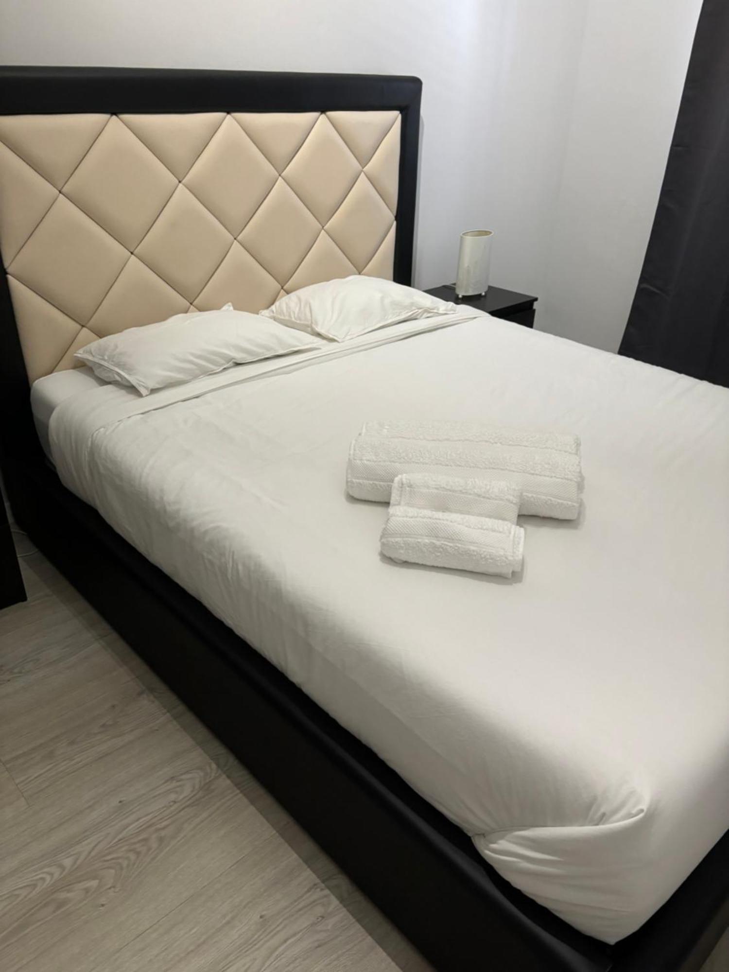 Apartamento Remodelado No Seixal Seixal  Exteriör bild