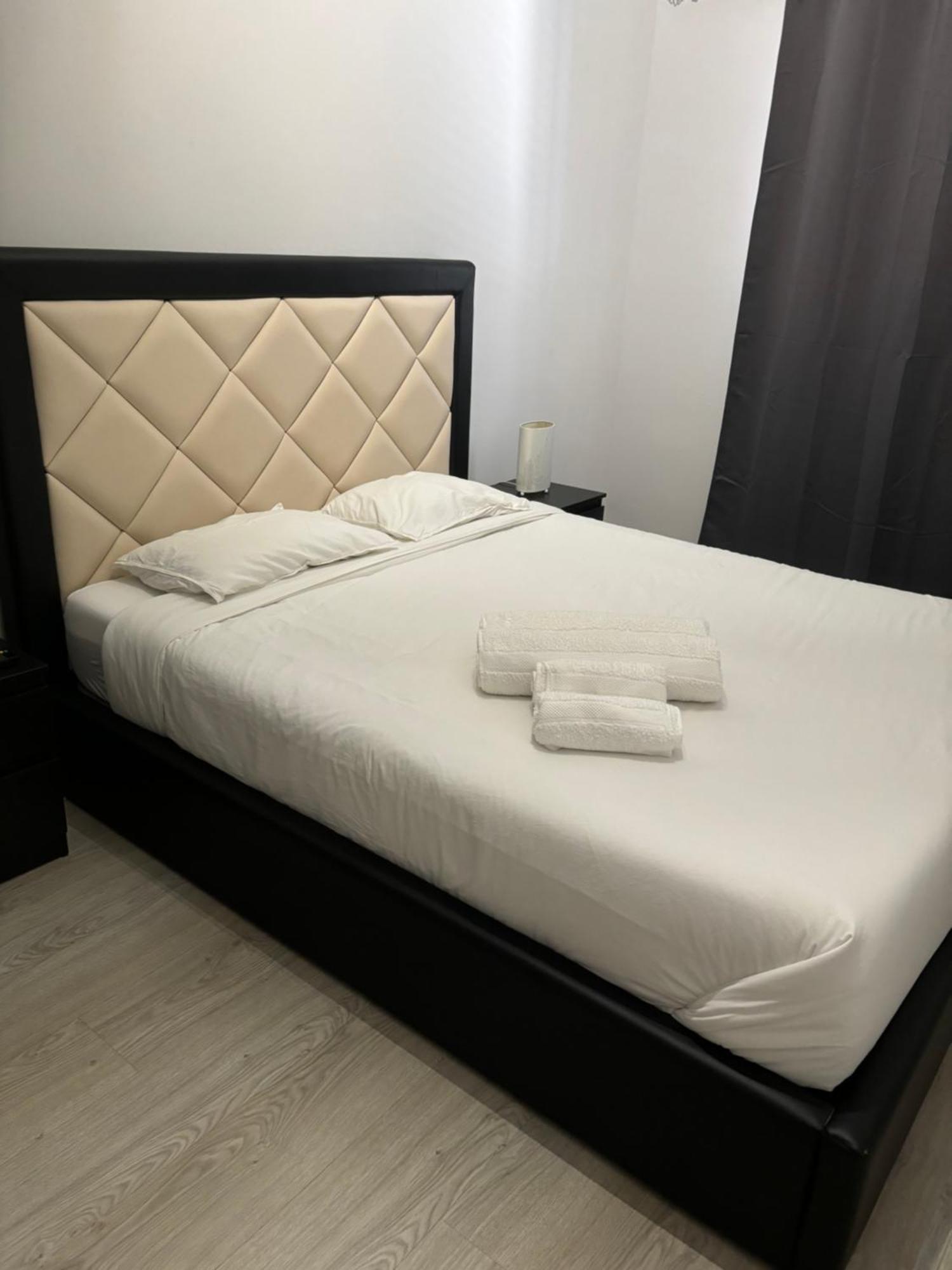 Apartamento Remodelado No Seixal Seixal  Exteriör bild